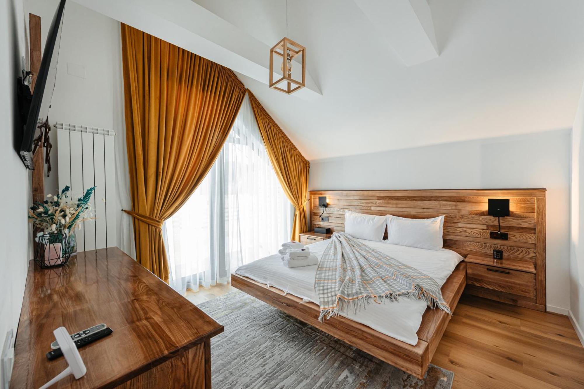 Elviu Guesthouse ลากูโรซู ภายนอก รูปภาพ
